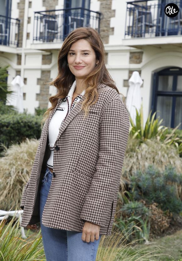 Alice Pol lors du 33e festival du Film Britannique à Dinard le 30 Septembre 2022 © Denis Guignebourg / Bestimage
