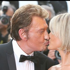Johnny et Laeticia Hallyday - Montée des marches du film "Vengeance" au 62e Festival de Cannes le 17 mai 2009 © BORDE-JACOVIDES / BESTIMAGE