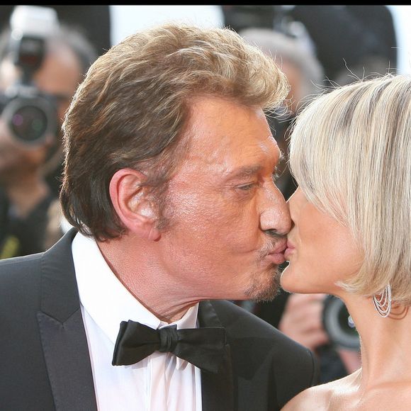 Johnny et Laeticia Hallyday - Montée des marches du film "Vengeance" au 62e Festival de Cannes le 17 mai 2009 © BORDE-JACOVIDES / BESTIMAGE