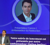 Sur une photo partagée dans sa story Instagram, Julian Bugier apparaît justement à l’honneur sur un grand écran installé dans une salle de réception.

Julian Bugier, ambassadeur de Pasteurdon.