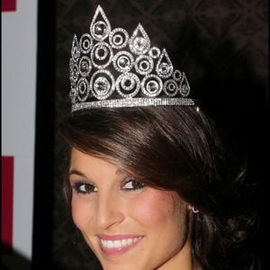 Laury Thilleman élue Miss France 2011 à Caen le 4 décembre 2010.