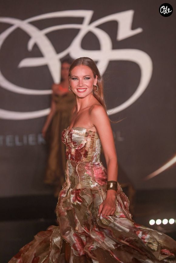 Les mariés ont été filmés remontant l'allée sous une pluie de pétales.
L'annonce a été faite samedi 20 juin via une vidéo en noir et blanc sur Instagram.
Exclusif - Amandine Petit, Miss France 2021 - 20ème édition du Casa Fashion show by K. Cheddadi au Sofitel Casablaca Tour Blanche à Casablanca au Maroc le 10 mai 2025. © Philippe Doignon/Bestimage