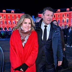 Christian Estrosi, le maire de Nice, et sa femme Laura Tenoudji Estrosi durant la soirée d'ouverture de la 140eme édition du Carnaval de Nice "Roi des Oceans" à Nice, le 15 février 2025. Le Carnaval se déroule du 12 février au 2 mars 2025. Le Carnaval de Nice 2025 "Roi des Océans", est un préambule au rendez-vous mondial, que sera le sommets des Océans qui se tiendra en juin 2025 dans la capitale azuréenne. Le Carnaval portera ces messages forts de prise de conscience collective du réchauffement de la planète et du dérèglement climatique, au travers son ADN qui sont satire, ironie et féerie. © Bruno Bebert/Bestimage