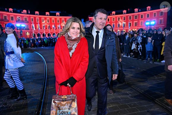 Christian Estrosi, le maire de Nice, et sa femme Laura Tenoudji Estrosi durant la soirée d'ouverture de la 140eme édition du Carnaval de Nice "Roi des Oceans" à Nice, le 15 février 2025. Le Carnaval se déroule du 12 février au 2 mars 2025. Le Carnaval de Nice 2025 "Roi des Océans", est un préambule au rendez-vous mondial, que sera le sommets des Océans qui se tiendra en juin 2025 dans la capitale azuréenne. Le Carnaval portera ces messages forts de prise de conscience collective du réchauffement de la planète et du dérèglement climatique, au travers son ADN qui sont satire, ironie et féerie. © Bruno Bebert/Bestimage
