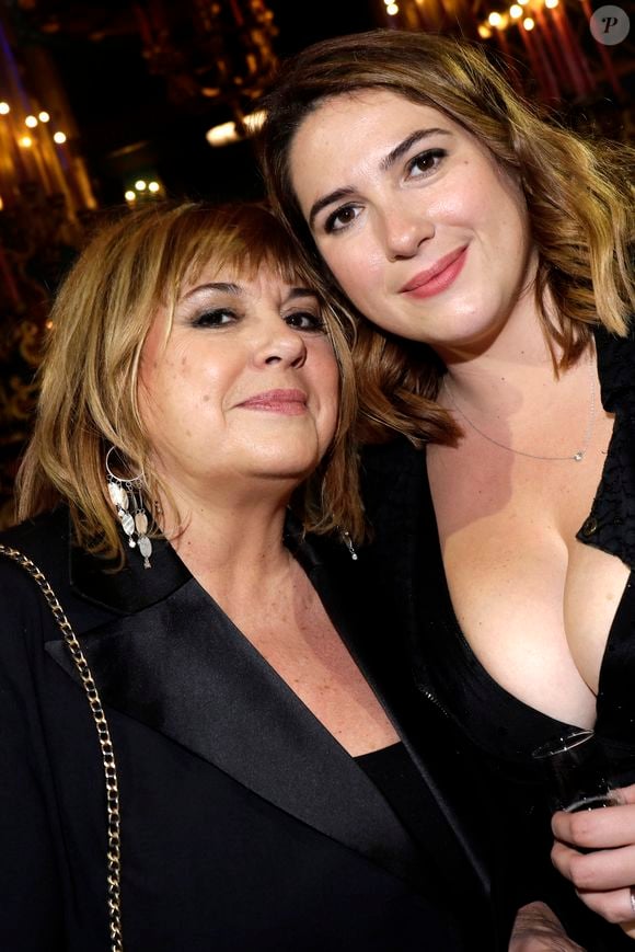 Michèle Bernier a déjà lancé un appel pour concrétiser ce projet.

Michèle Bernier et sa fille Charlotte Gaccio lors de la 31ème cérémonie des Molières 2019 aux Folies Bergère à Paris, France, le 13 mai 2019. © Cédric Perrin/Bestimage