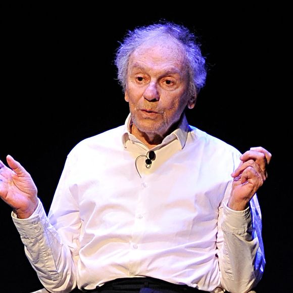 L'acteur francais Jean-Louis Trintignant sur la scène du théâtre Anthea d'Antibes Juan Les Pins, le 1er octobre 2013.  © Junior Bestimage