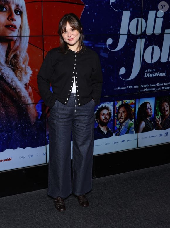 Laura Felpin à la première du film "Joli Joli" au cinéma UGC Ciné Cité Les Halles à Paris, le 3 décembre 2024.
© Denis Guignebourg/Bestimage