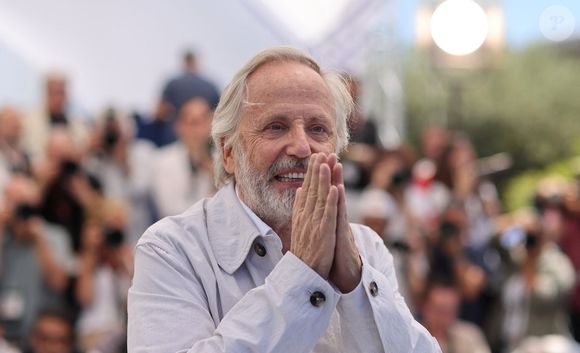 Fabrice Luchini - Photocall du film "Marcello Mio" (Compétition) lors du 77ème Festival International du Film de Cannes (14 - 25 mai 2024), le 22 mai 2024. 
© Jacovides / Moreau / Bestimage