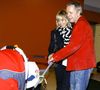 Le couple avait accueilli en 2006 un petit garçon prénommé Malone Séchan...

Le chanteur français Renaud Séchan et sa femme Romane Serda quittent un studio de télévision avec leur fils Malone à Boulogne, France, le 28 novembre 2006. Photo Vim/Abaca