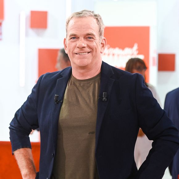 Exclusif - Garou - Enregistrement de l'émission Vivement dimanche au studio Rive Gauche presentée par Michel Drucker . Diffusion sur France 3 le 07/09/2025 . © Guillaume Gaffiot / Bestimage