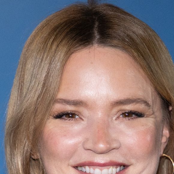 Si c'est la télévision qui l'a fait connaître, Virginie Efira était habitée par la farouche envie d'être actrice depuis toujours.

Virginie Efira à la première de Les Braises à l'UGC Cine Cite Bercy à Paris, France. Photo par Aurore Marechal/ABACAPRESS.COM