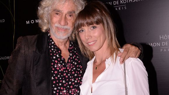 "On oublie les horaires, on vit pieds nus" : Louis Bertignac et sa femme Laetitia, leur escapade paradisiaque à l'autre bout du monde