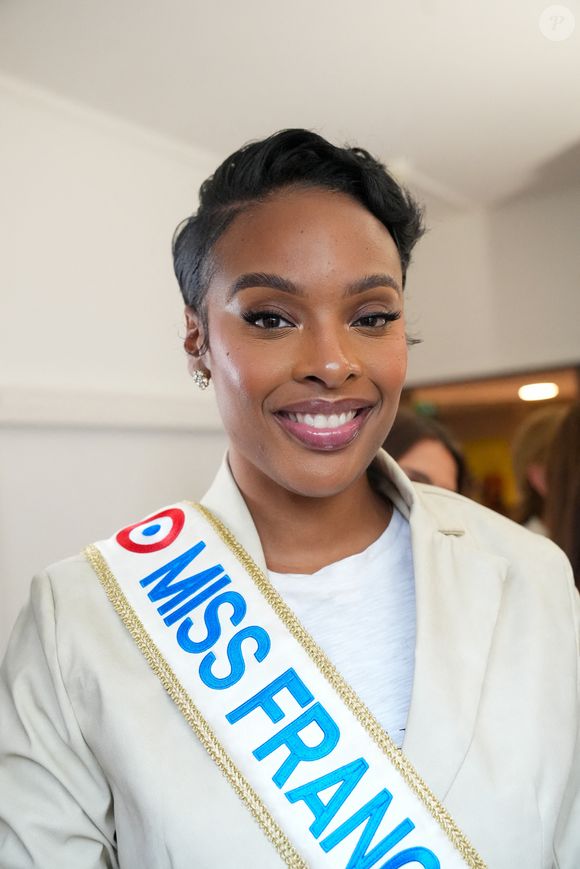 Angélique Angarni-Filopon (miss France 2025) lors de l'inauguration de la quatrième maison des bonnes fées à la Clinique Bizet à Paris le 16 septembre 2025.
© Anne-Sophie Guebey / Bestimage