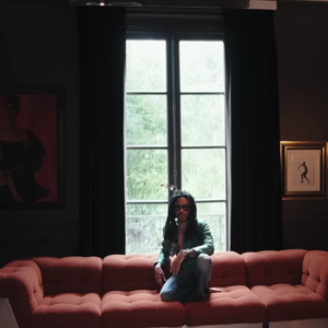 La magnifique maison de Lenny Kravitz à Paris filmée par "Architectural Digest", mai 2025.