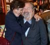 Interrogée par "Gala", l'ex-mannequin a confié : "Je peux me coucher à l'heure qui me plaît, et mon compagnon, qui travaille beaucoup à domicile, n'est pas importuné".

Inès de La Fressange et Denis Olivennes à la dédicace de Guillaume Gallienne pour son livre "Le buveur de brume" à la Galerie Galignani à Paris, le 13 mai 2025. 

Photo : Bertrand Rindoff / Bestimage