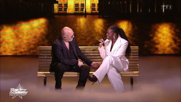 "Il n'arrêtait pas de me dire" : Imprévisible sur le prime de la Star Academy, ce que Pascal Obispo a dit à Sarah avant leur prestation