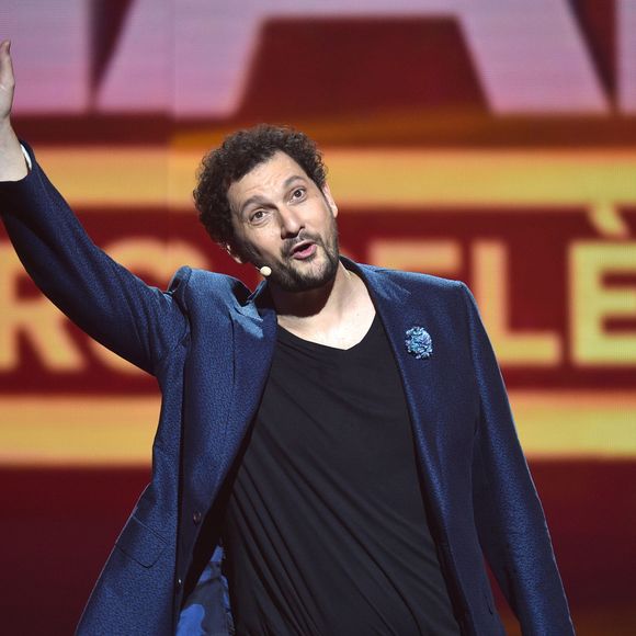 Eric Antoine à l'enregistrement de l'émission "Tout le monde chante contre le cancer, les stars relèvent le défi" au Palais des Congrès à Paris, qui sera diffusée en prime time sur W9. © Giancarlo Gorassini / Bestimage