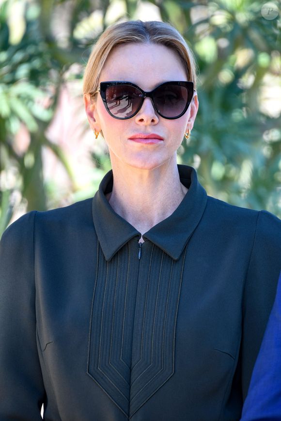 Le prince Albert II de Monaco, sa femme la princesse Charlene et la princesse Caroline de Hanovre ont pu découvrir les travaux d'aménagements réalisés pendant 5 ans au jardin exotique de Monaco avant son ouverture au public le 30 mars.© Bruno Bebert / Bestimage