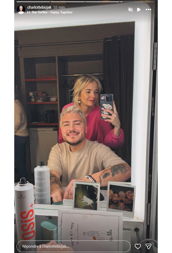 Charlotte, la chérie de Jeff Panacloc, lui adresse une tendre déclaration.