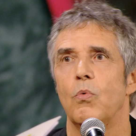 Julien Clerc dans l'émission "20h30 le dimanche", France 2, le 8 juin 2025