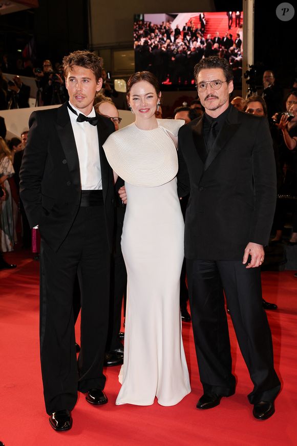 Austin Butler, Emma Stone, Pedro Pascal - Descente des marches du film « Eddington » lors du 78ème Festival International du Film de Cannes, au Palais des Festivals à Cannes. Le 16 mai 2025
© Jacovides-Moreau / Bestimage