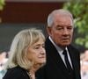 Ce lundi 17 août, une messe funéraire réservée à sa famille et à ses proches a été célébrée à la cathédrale St Mary de Swansea.

Robert Sullivan, le mari de Bonnie Tyler, lors des funérailles de la chanteuse à la cathédrale St Mary de Swansea, au Pays de Galles, le 17 août 2026.

© Backgrid UK/ Bestimage