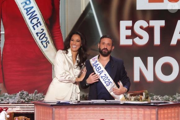 Exclusif - Cindy Fabre, directrice du concours national Miss France, Cyril Hanouna sur le plateau de l'émission "Touche pas à mon poste" (TPMP) diffusée en direct sur C8 le 17 décembre 2024.

© Jack Tribeca / Bestimage