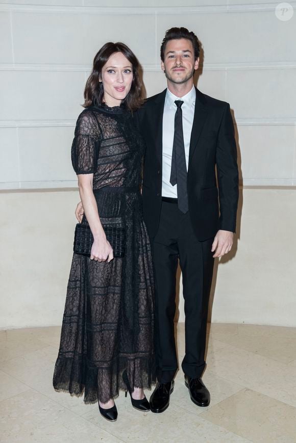 Gaspard Ulliel et Gaëlle Pietri - Photocall lors du deuxième défilé Chanel "Métiers d'Art" au Ritz à Paris, France, le 6 décembre 2016. © Olivier Borde/Bestimage
