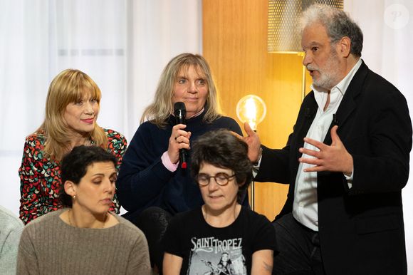 Pascale Michard, Annie, Raphaël Mezrahi sur plateau de l'émission "Animalement Vôtre" présentée par Bernard Montiel et diffusée le 22 mars 2026 sur France 3, à Paris, France, le 13 janvier 2026. © Julien Sarkissian/Bestimage