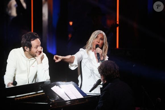 Exclusif - Vianney (Vianney Bureau), Zazie (Isabelle de Truchis de Varennes) - Enregistrement de l'émission "La fête de la Chanson française" au Dôme à Paris, présentée par L.Thilleman et A.Manoukian, et diffusée le 22 décembre 2023 sur France 3
© Christophe Clovis / Bestimage