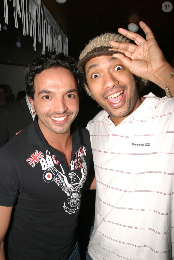 Le chorégraphe Kamel Ouali et le chanteur Doc Gyneco assistent à la soirée 'Les Caves montent à Paris' organisée par le célèbre club de Courchevel 'Les Caves' au club 'L'Etoile' à Paris, France le 4 février 2005. Photo par Benoit Pinguet/ABACA.