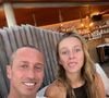 Laure Manaudou danse aux côtés de Christian Millette et privilégie une ambiance détendue pendant les entraînements.

Frédérick Bousquet avec sa fille Manon, qu'il a eue avec Laure Manaudou. Août 2025. Instagram/fredbousquetswim