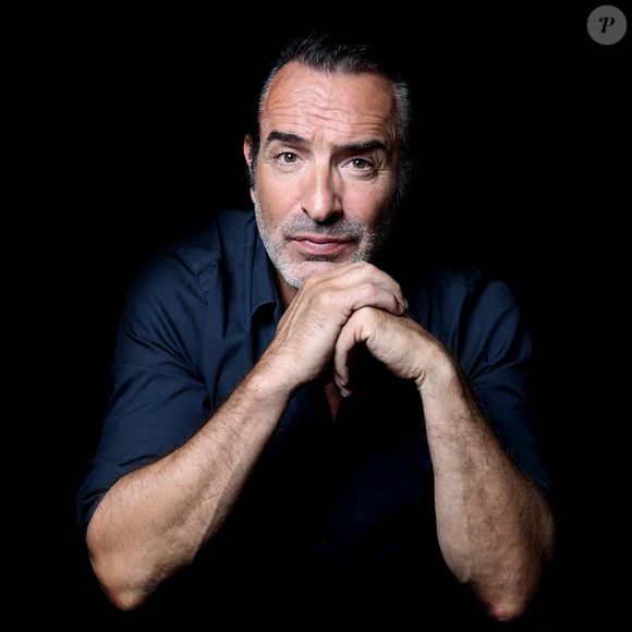 Exclusive - Jean Dujardin pose à l'hôtel Le Marois à Paris, France, le 03 septembre 2024. Photo par Jerome Dominé/ABACAPRESSCOM