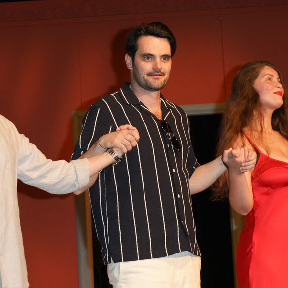 Davy Sardou est actuellement au théâtre avec la pièce Amis pour la vie

Exclusif - Davy Sardou, Julien Personnaz, Marie-Ange Casta, Alysson Paradis lors de la générale de la pièce "Amis pour la vie" au théâtre de l'Oeuvre à Paris le 24 avril 2025. La représentation est suivie d'un cocktail.

© Coadic Guirec / Bestimage