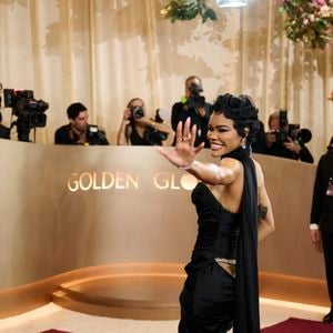 Teyana Taylor marchant sur le tapis rouge de la 83ème édition annuelle des Golden Globes à Los Angeles à l'hôtel Beverly Hilton. © Alessandro Galatoli/ZUMA Press Wire / Bestimage