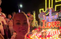 Hommage de Laeticia Hallyday et de sa fille Joy pour le huitième anniversaire de la mort de Johnny Hallyday au cimetière de Lorient sur l'île de Saint-Barthélemy, France, le 5 décembre 2025


Agence/Bestimage