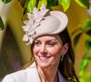 Avec ce bijou luxueux, Kate Middleton rend un hommage discret à la reine Elizabeth II.

Kate Middleton assiste à l'office annuel de Pâques à la chapelle Saint-Georges, dans l'enceinte du château de Windsor.

Photo : Backgrid USA / Bestimage
