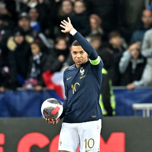 Kylian Mbappé durant la match de football de phase de groupes de l'Euro 2024, France contre Gibraltar, à l'Allianz Riviera à Nice, le 18 novembre 2023. © Bruno Bebert / Bestimage