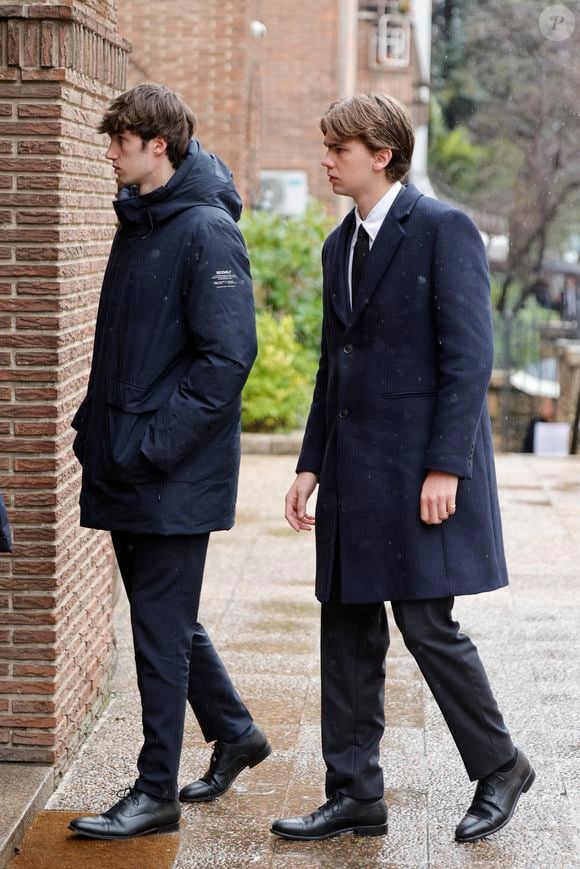 Miguel et Pablo Nicolas Urdangarin lors du service commémoratif en hommage à Irène de Grèce à Madrid le samedi 17 janvier 2026. Photo par GTres/ABACAPRESS.COM