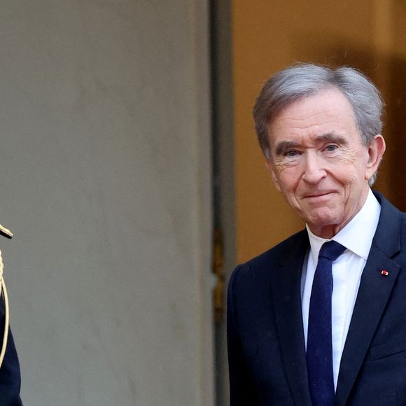 Bernard Arnault, Pdg de LVMH - Arrivées des personnalités au dîner d’État en l’honneur du président brésilien et de sa femme au palais présidentiel de l’Élysée à Paris le 5 juin 2025.

© Jacovides / Moreau / Bestimage