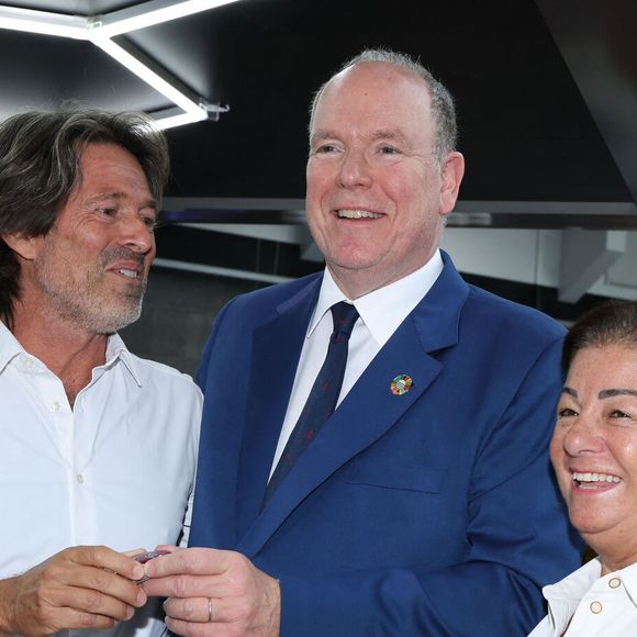Le prince Albert II de Monaco à l'inauguration de la 20ème édition du salon "Top Marques Monaco 2025",  au Grimaldi Forum, le 8 mai 2025 à Monaco. © Claudia Albuquerque/Bestimage