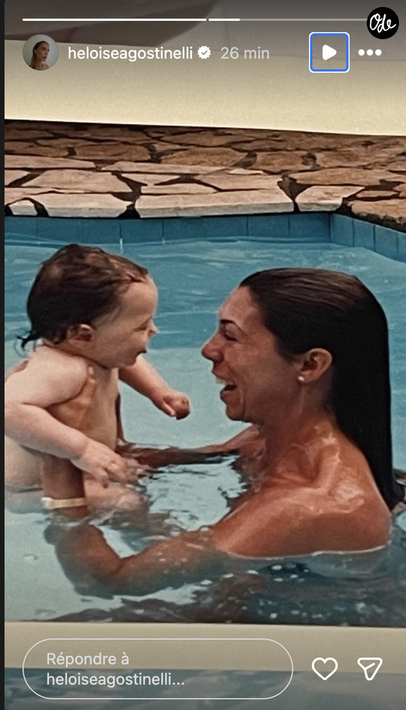 Une prise de parole suivie, quelques instants plus tard, par la publication d'une sublime photo d'archive. 

Héloïse Agostinelli sort du silence après la mort de sa mère Mathilde Favier