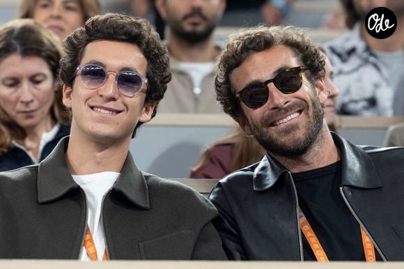 Raphaël Kretz et Martin Kretz dans les tribunes lors des Internationaux de France de Tennis de Roland Garros 2025, à Paris, France, le 5 juin 2025. 

© Jacovides-Moreau/Bestimage