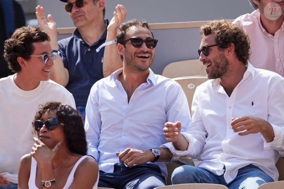 Louis Kretz,Valentin Kretz et Martin Kretz dans les tribunes des Internationaux de France de tennis de Roland Garros 2024 à Paris, France, le 4 juin 2024. © Jacovides-Moreau/Bestimage