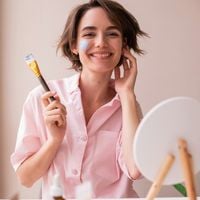 Ces 6 gestes simples (et un soin magique à moins de 4 euros) vont sauver votre peau et éradiquer les pores dilatés