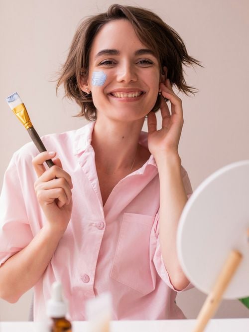 Ces 6 gestes simples (et un soin magique à moins de 4 euros) vont sauver votre peau et éradiquer les pores dilatés