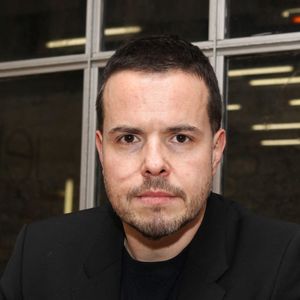 Exclusif - Nicolas Demorand pose lors de la soirée pour les 40 ans du quotidien Libération organisée au Centquatre à Paris, France, le 13 décembre 2013. Photo by Audrey Poree/ABACAPRESS.COM
