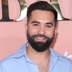 Le 12 septembre 2026, il s’est produit devant plus de 4 000 personnes lors du Festival de l’Espoir, dans les jardins du Château des Ducs de Duras, dans le Lot-et-Garonne.

Kendji Girac - Photocall du "Global Gift Gala" sur la Môme Plage lors du 79ème Festival international du Film de Cannes le 20 mai 2026. © Denis Guignebourg/Bestimage