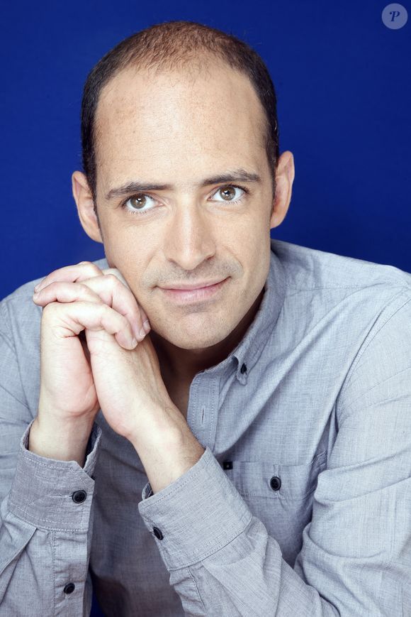 Julien Holtz pose lors d'une séance photo à Paris, France, en juin 2013. Photo par VIM/ABACAPRESS.COM