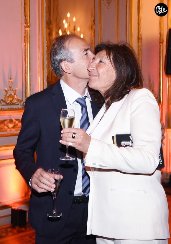 Exclusif - La famille Kretz : "L'Agence" sur TMC  :  Olivier et Sandrine Kretz - Soirée de gala des 50 ans de la Fondation Claude Pompidou à l'Hôtel Marcel Dassault à Paris le 12 avril 2022. Rachid Bellak / LMS / Bestimage